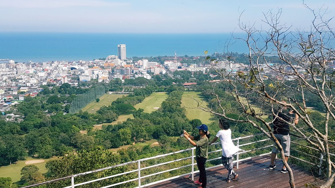 Khao Hin Lek Fai view point