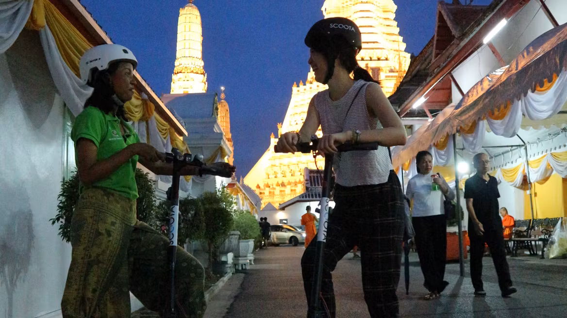 See Wat Pho at Night
