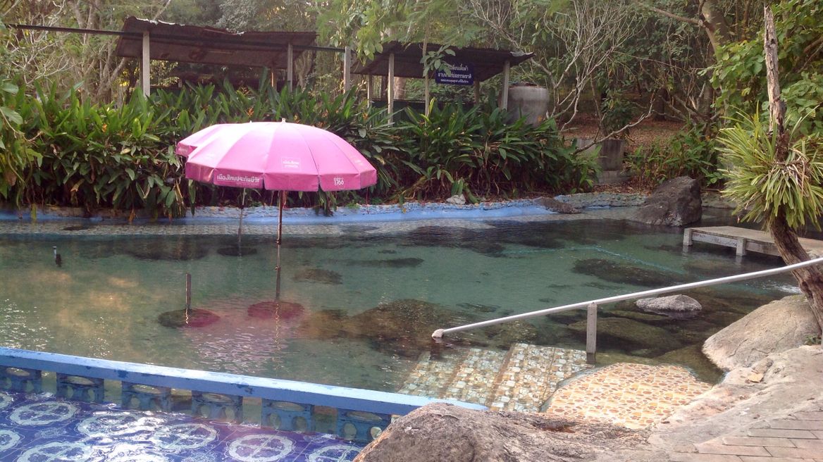 Boe Klueng Hotspring