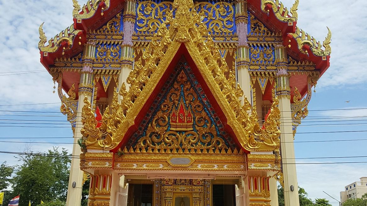 Wat Sanam Nuea
