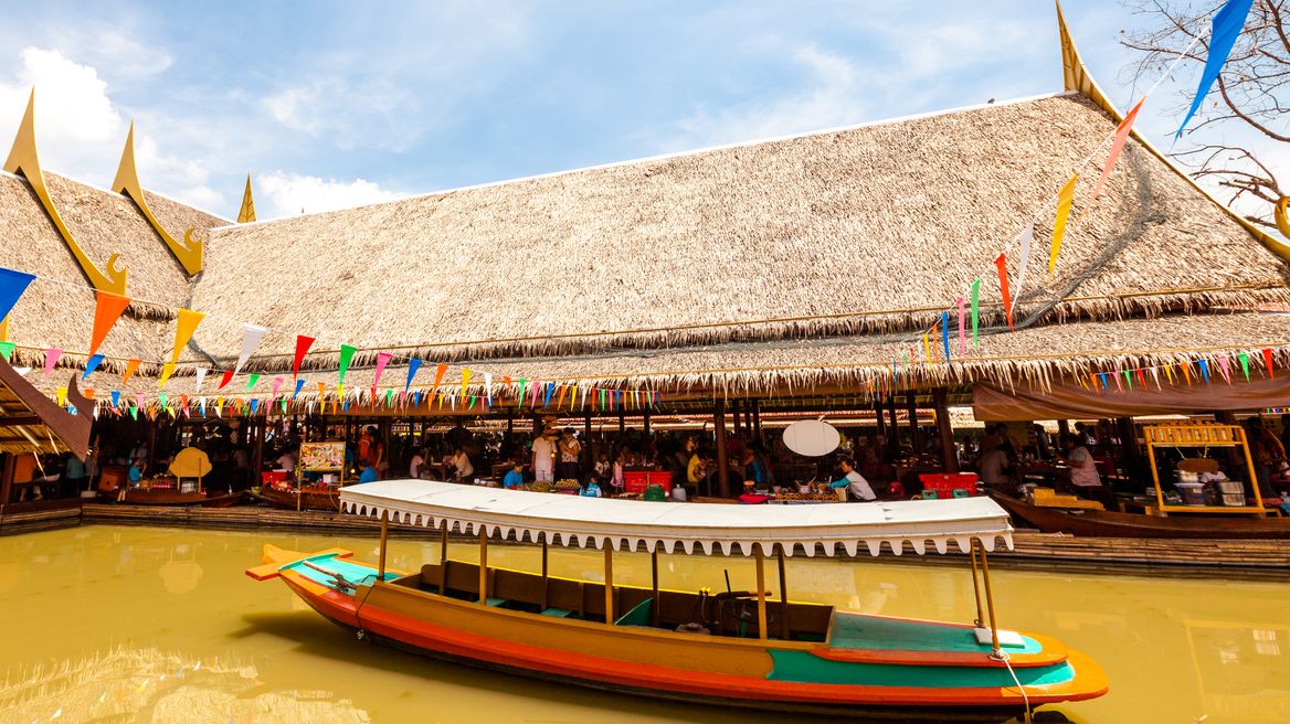 Ayothaya Floating Market 