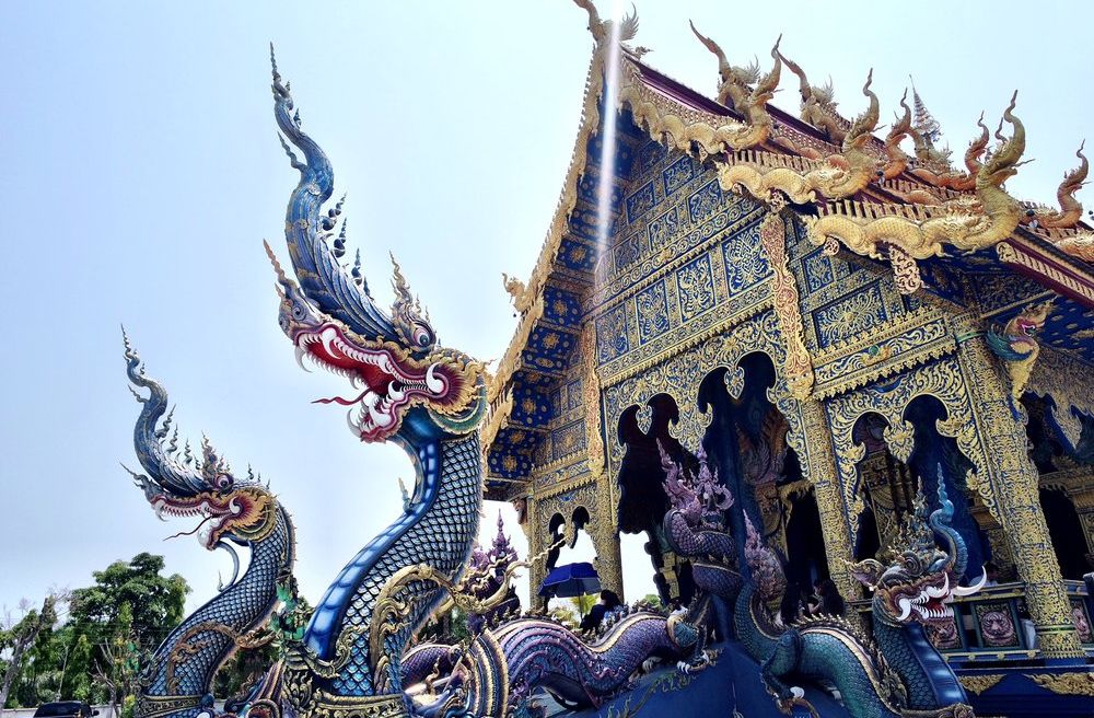Blue Temple : The front entrance