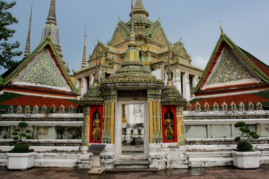 Temple of the Reclining Buddha - Wat Pho (1)