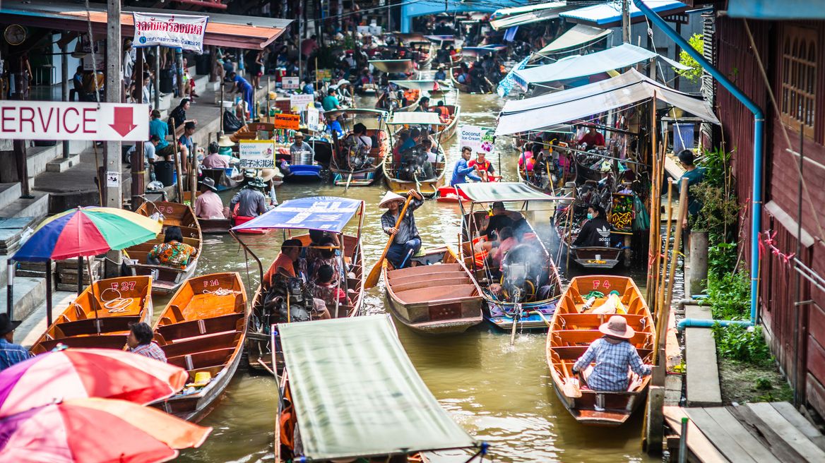 floating market vibe