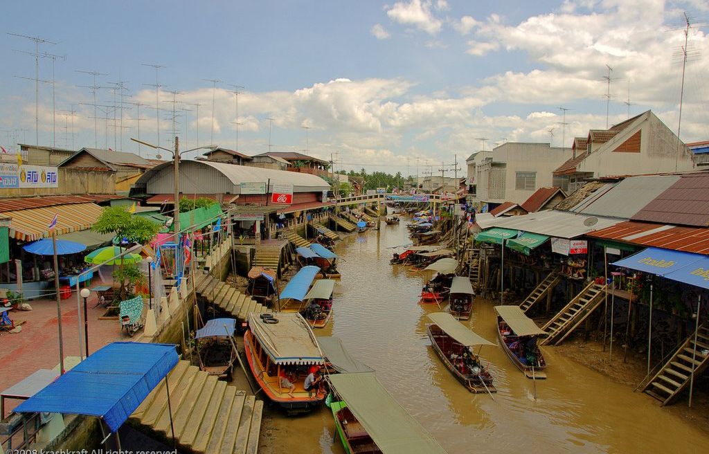 Amphawa market