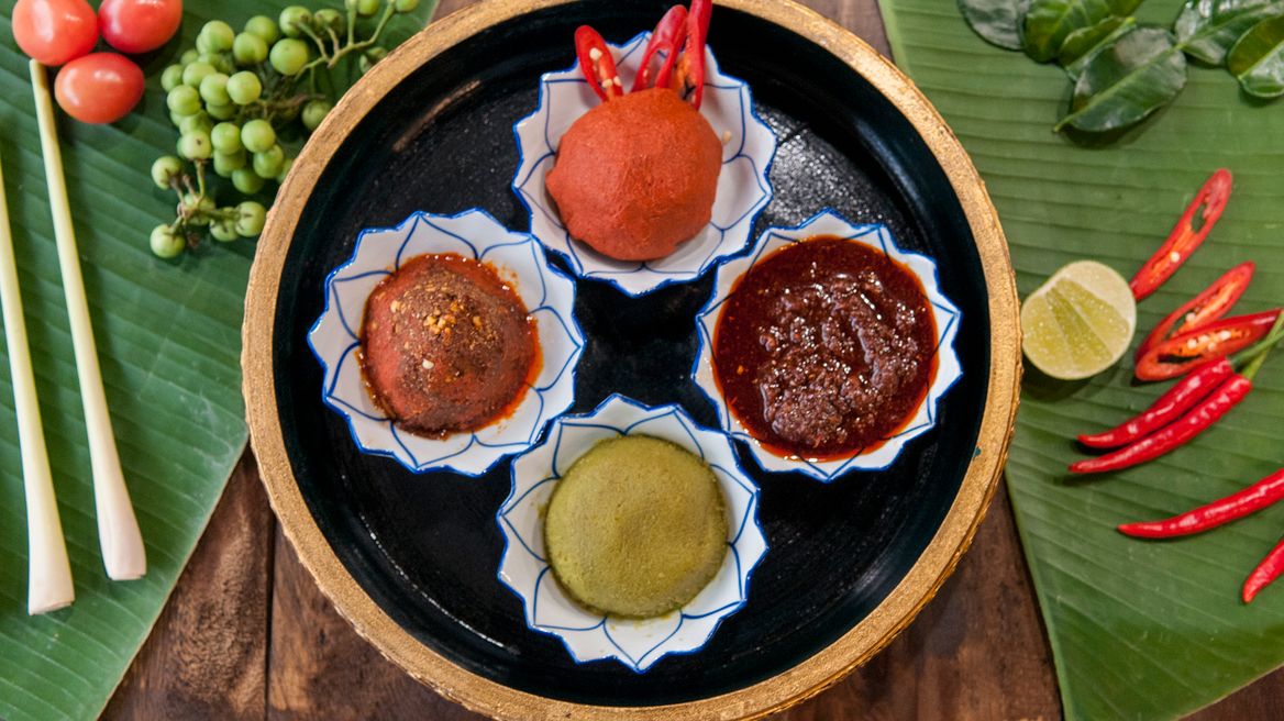 Green, Red, Panaeng, Massaman curry pastes