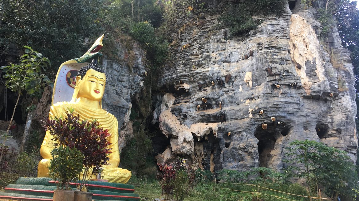 Sri fah Cave