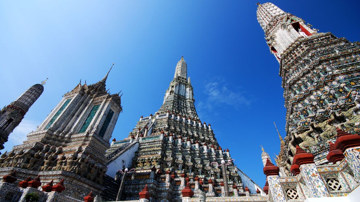 Wat Arun (Temple of Dawn)