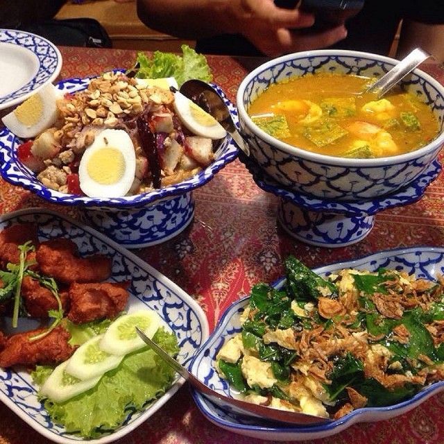  Khrua Ruean Thai restaurant