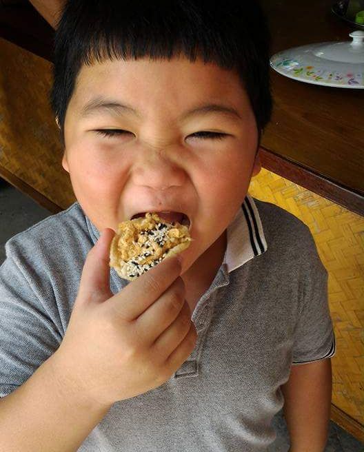 After adding sweet shreded pork and sesame...Yummmm.
