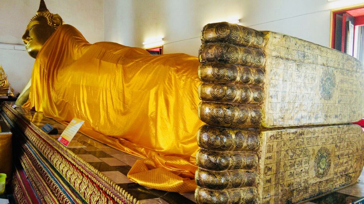 Reclining Buddha