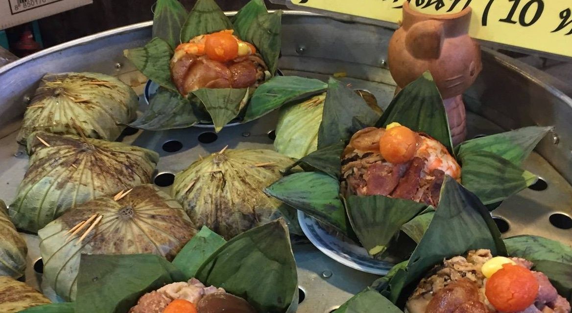 Local food in Baanmai market (Lotus Rice)
