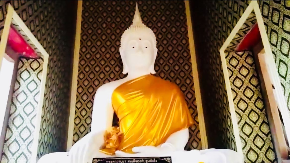Amazing Buddha
