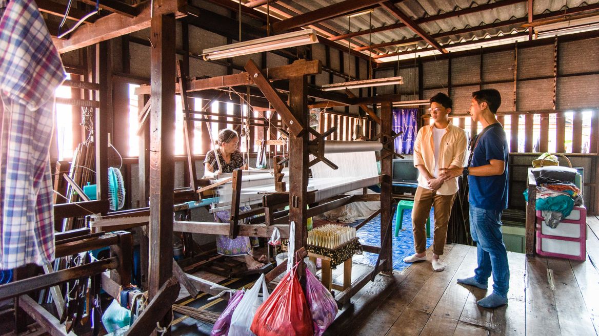 See how they make silk at Baan Krua village