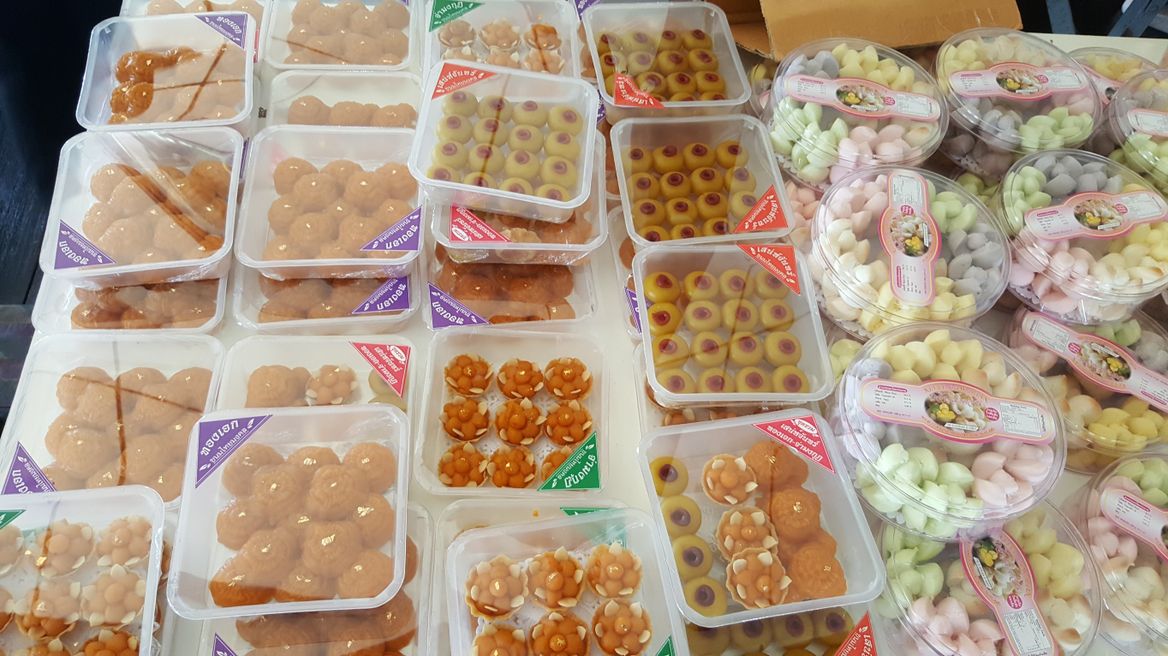 Thai's desert.