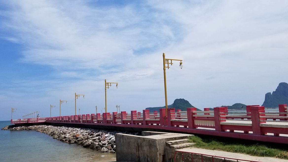 Jetty.