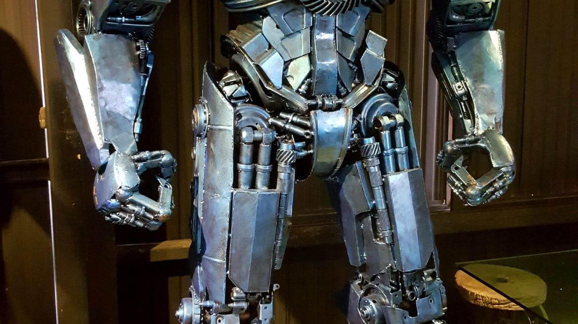 House of steel robots