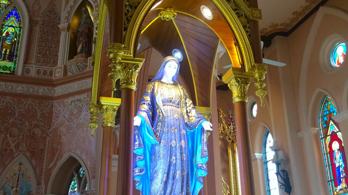 Inside the church 