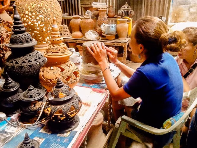Clay pottery