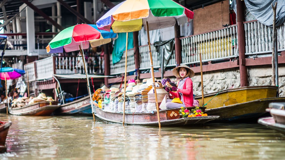 floating market vibe