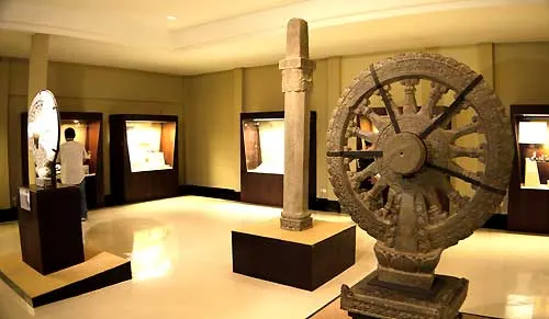 Phra Pathom Chedi National Museum
