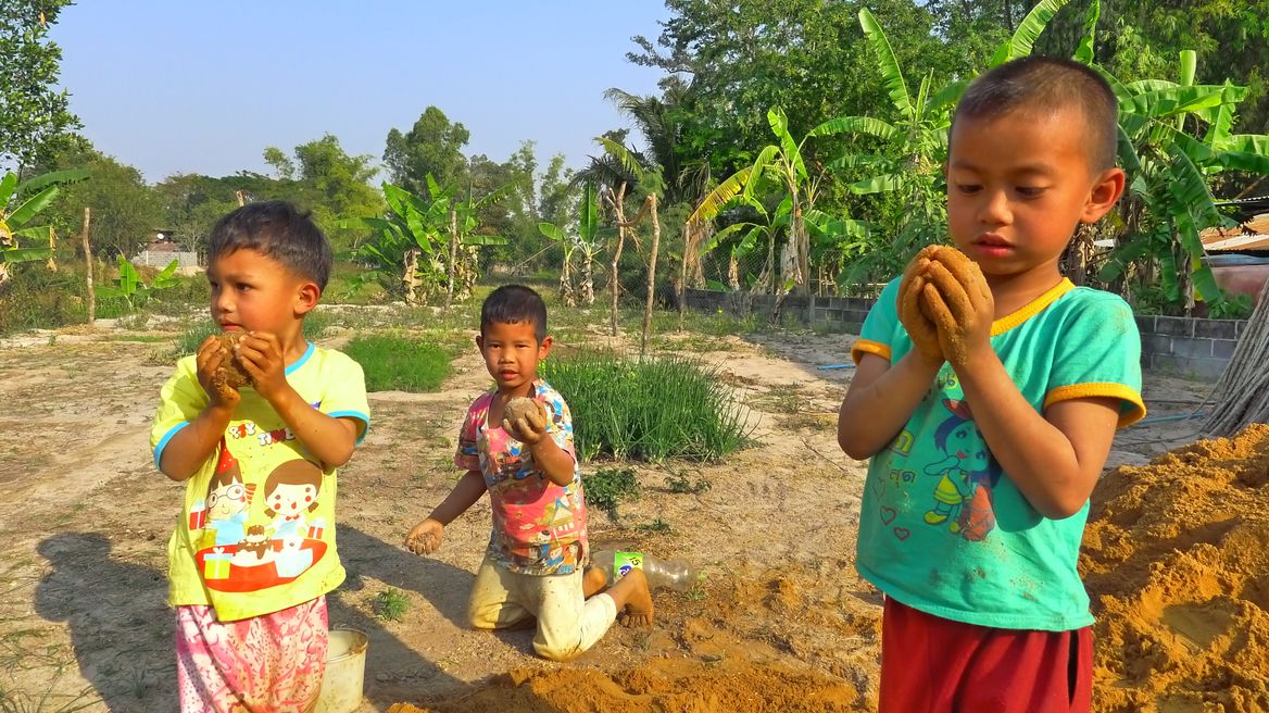 Play like a local children