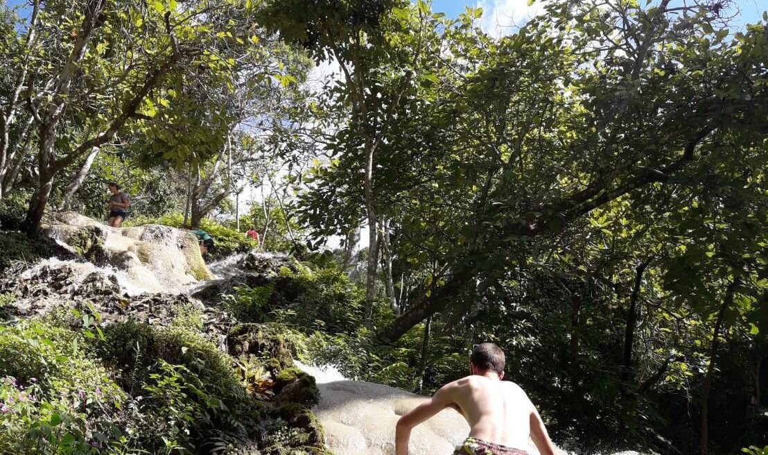 WALK UP THE STICKY WATERFALL
