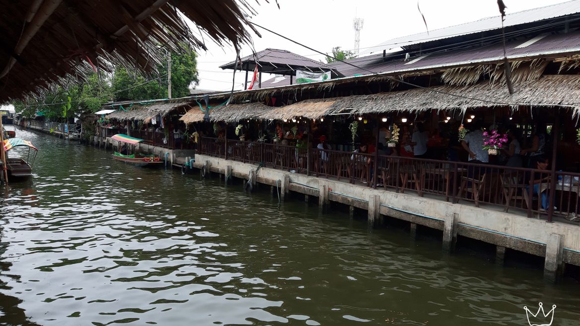 Floating Market