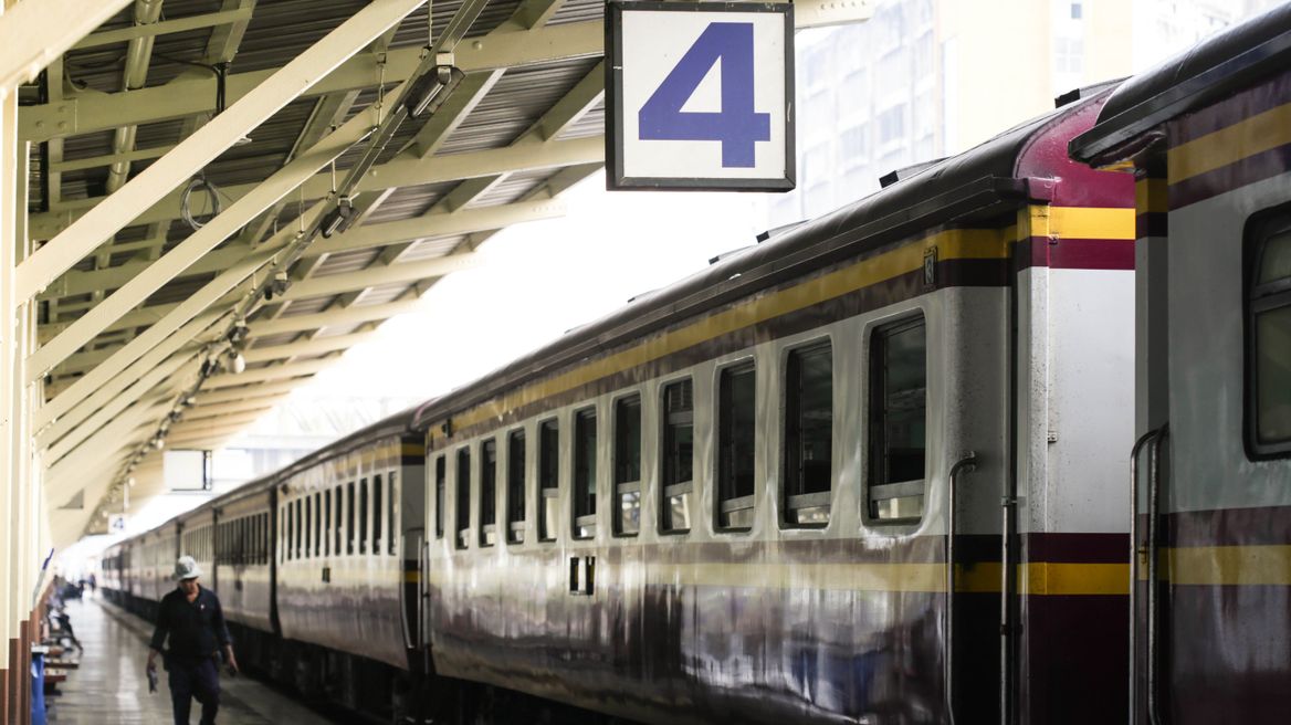 Hua-Lamphong Train station