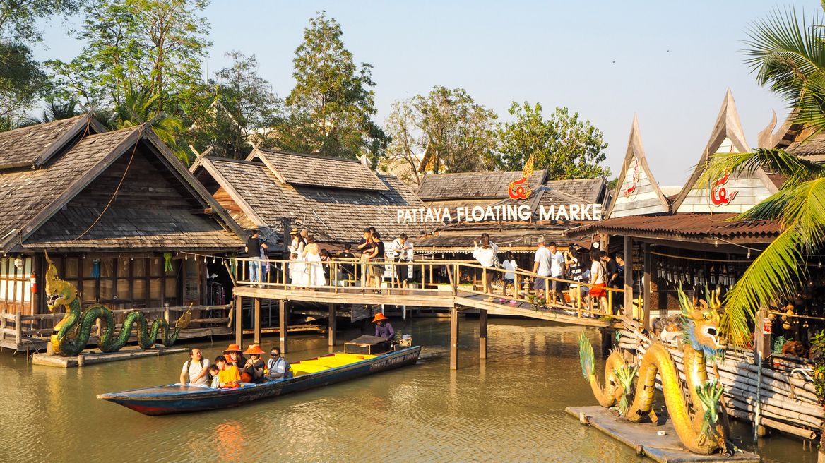 Pattaya floating market