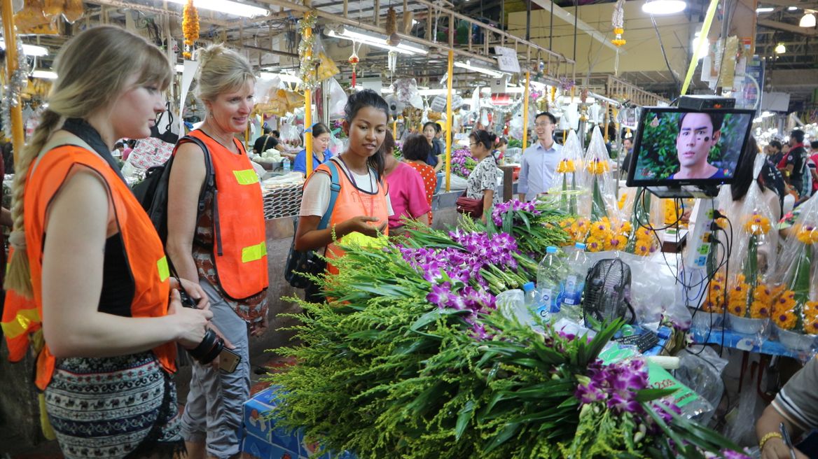 Explore Bangkok's famous flower market