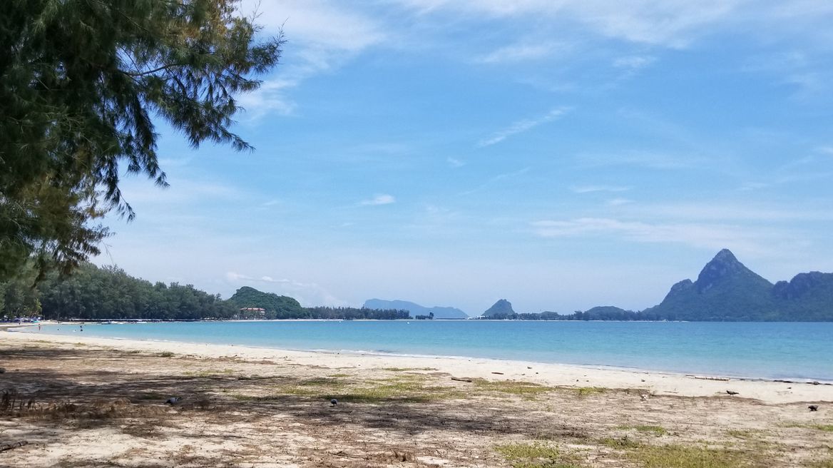 Along the way "Manow beach."