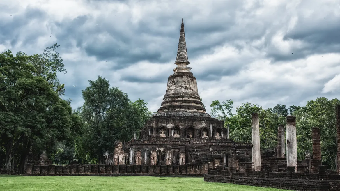Wat Chang Lom Sisatchanalai
