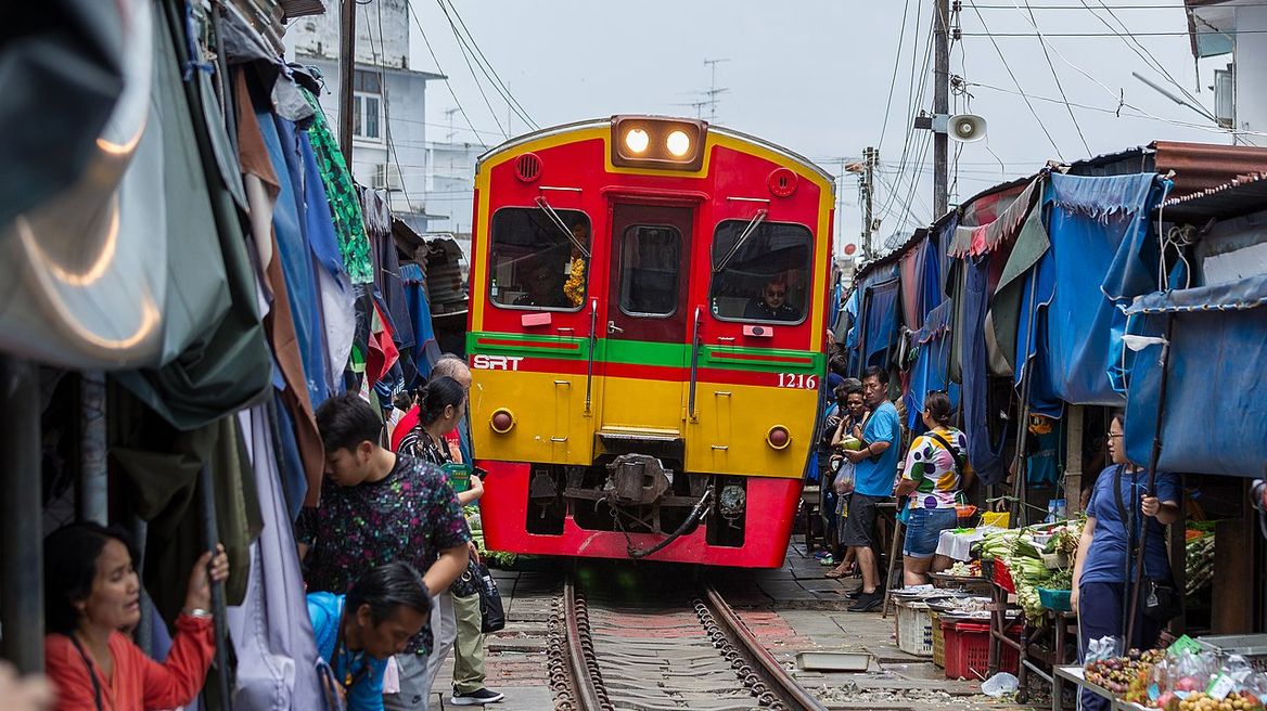 Maeklong Railway, 