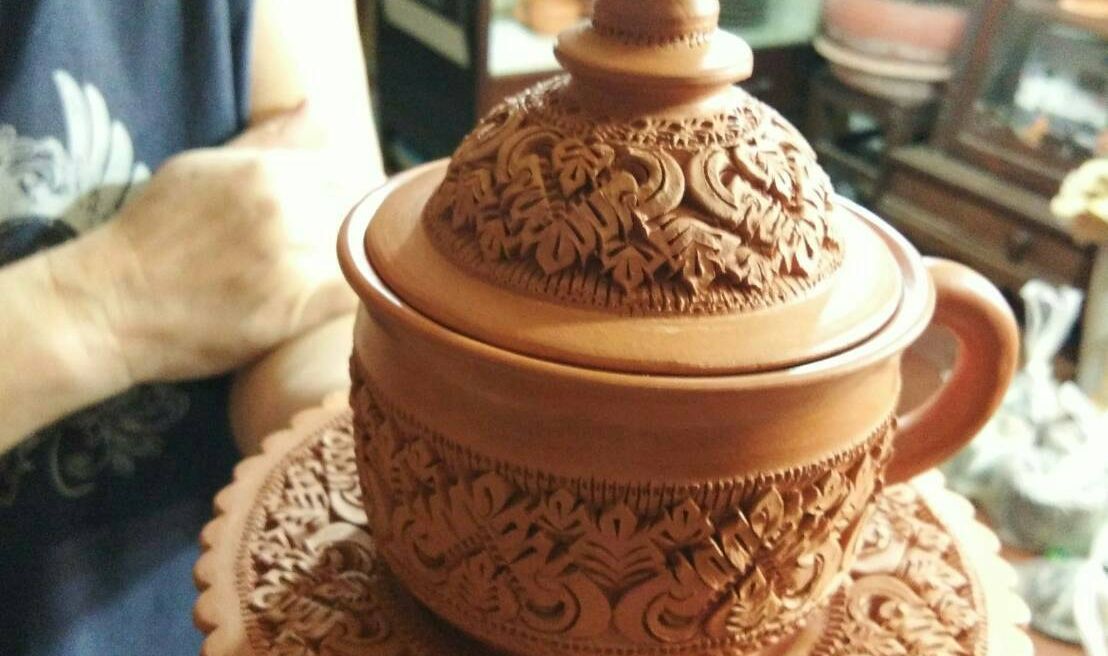 DIY your own pottery