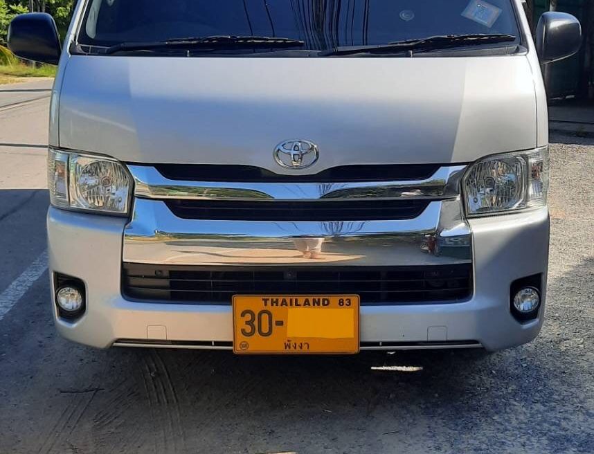 New,clean and comfortable minibus with Aircondition