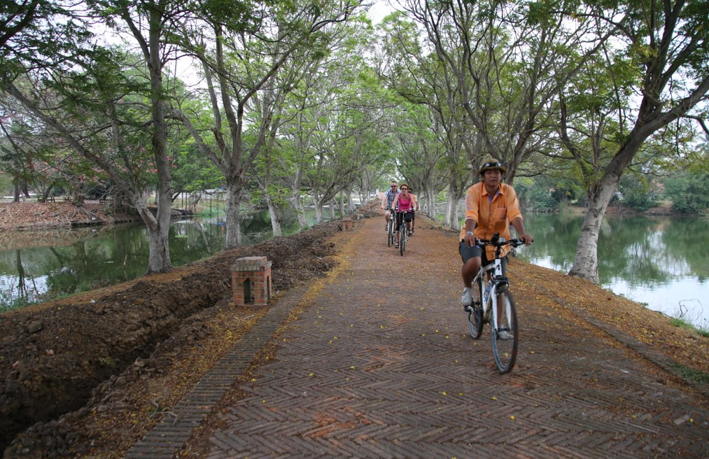 Cycle in Ayutthaya Historical Park