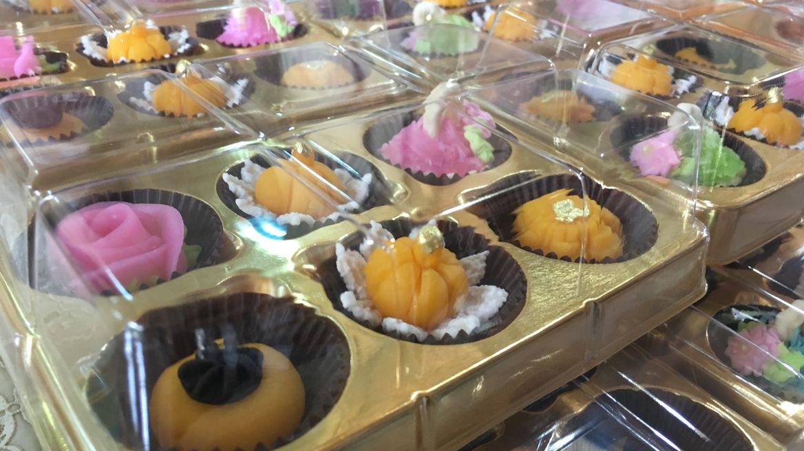 Traditional Thai desserts. Beautiful and delicious.