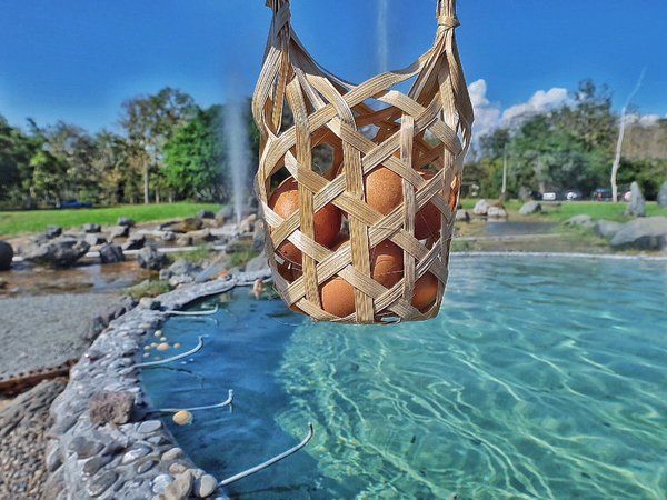 Sankampaeng Hot Spring