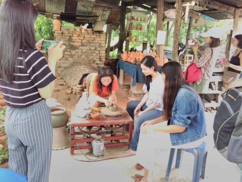 Craft your own pottery here