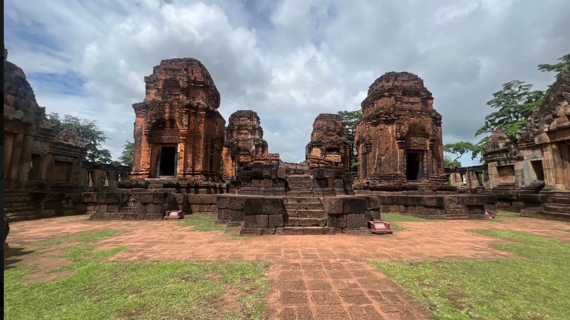 Muang Tam