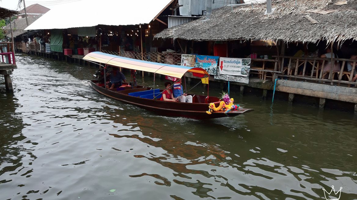 Floating Market