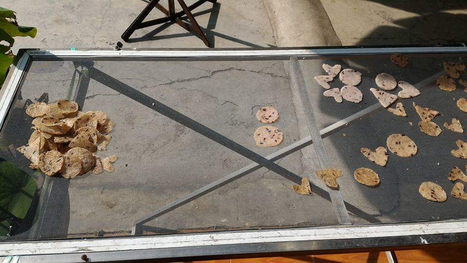 Preparation of brown rice crackers.