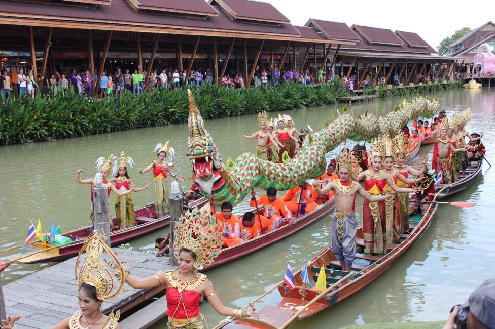 Pattaya Floating market