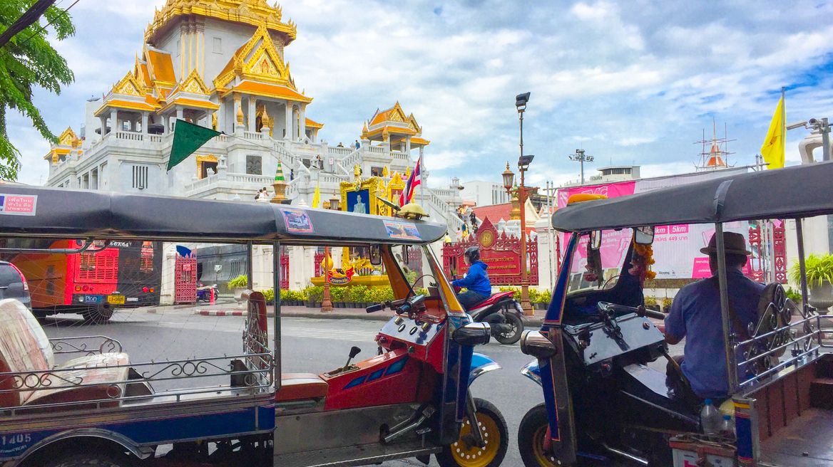 Tuk tuk food hop