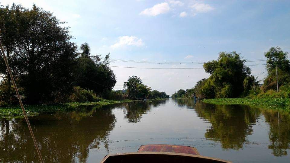 Peaceful and picturesque scenery from a long-tail boat. 