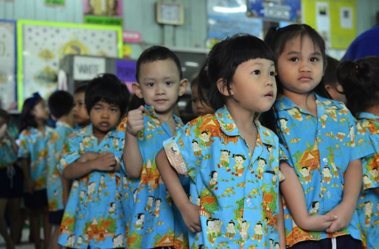 Stop at a kindergarten