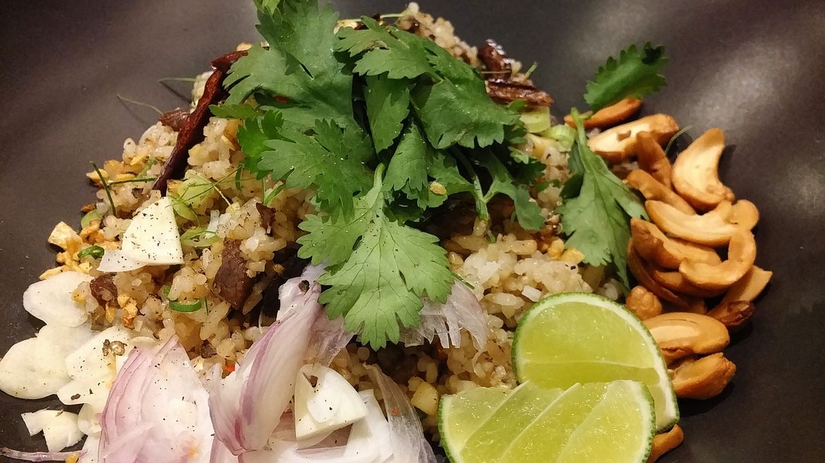 Fried rice with grilled beef
