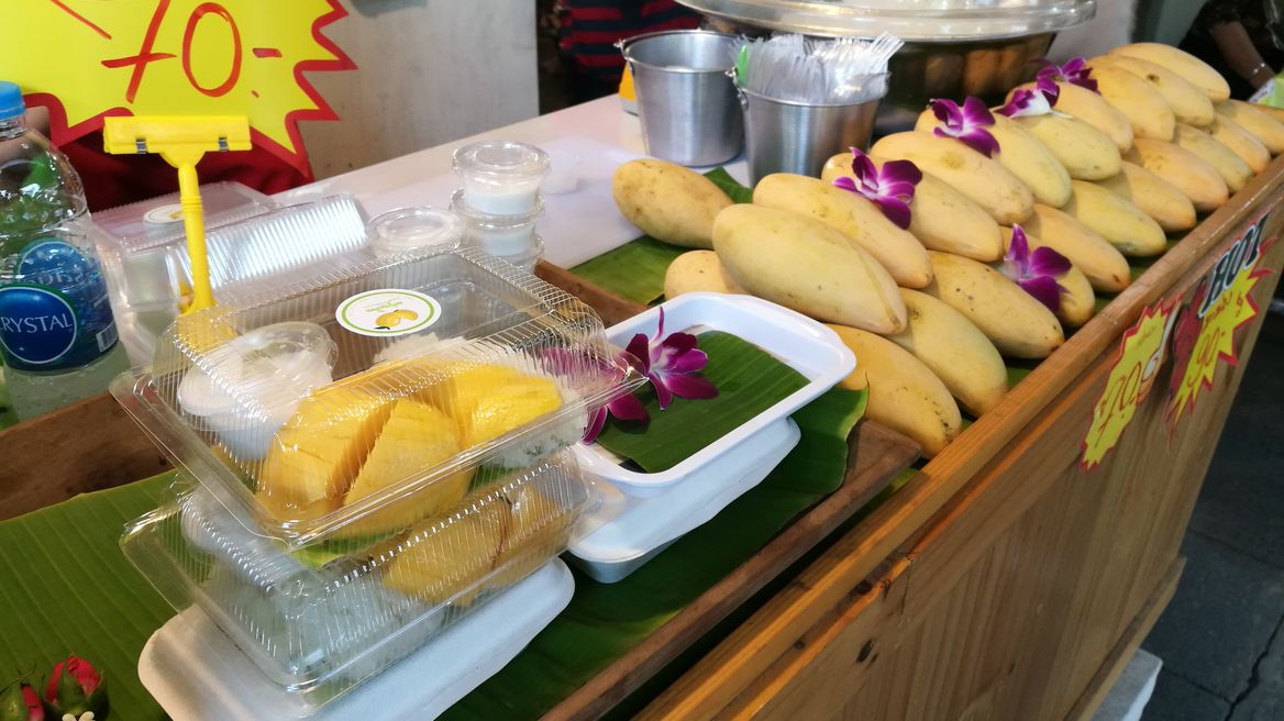 Manga with Sticky Rice