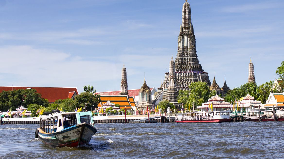 Wat Arun Temple